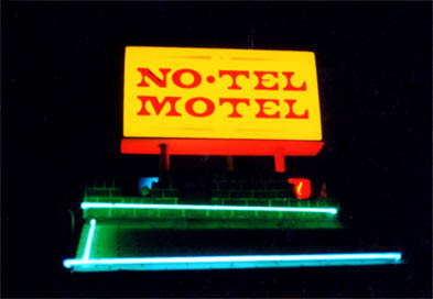 No-tel Motel